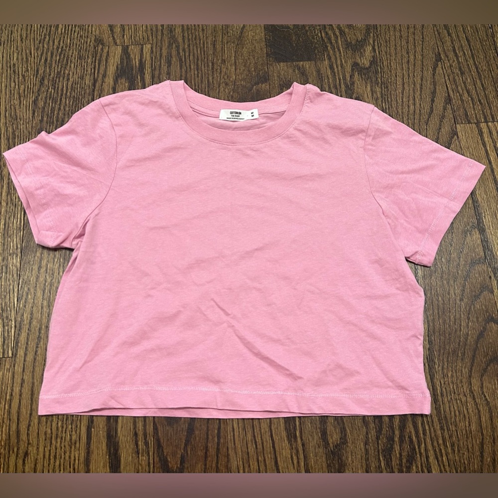 Pink cropped t-shirt